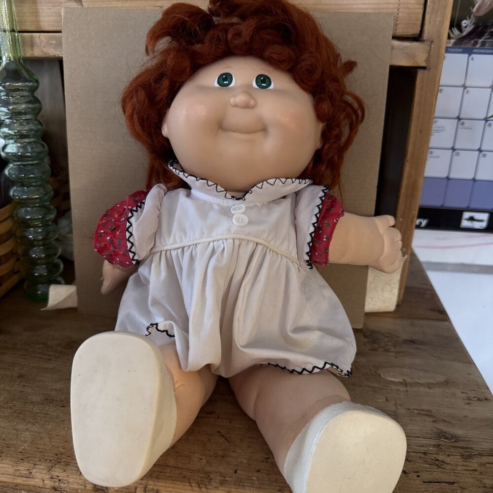 1983 Cabbage Patch Kids Growing Hair Doll Strawberry Red Hair Green Eyes - Picture 16 of 16